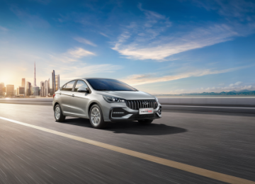 豪送7000元红包，2024款艾瑞泽5 惠民版性价比更高！吉利帝豪要努力了