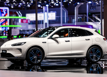 上海车展的流量担当？问界新M5 Ultra诠释何为年轻人的梦中情车